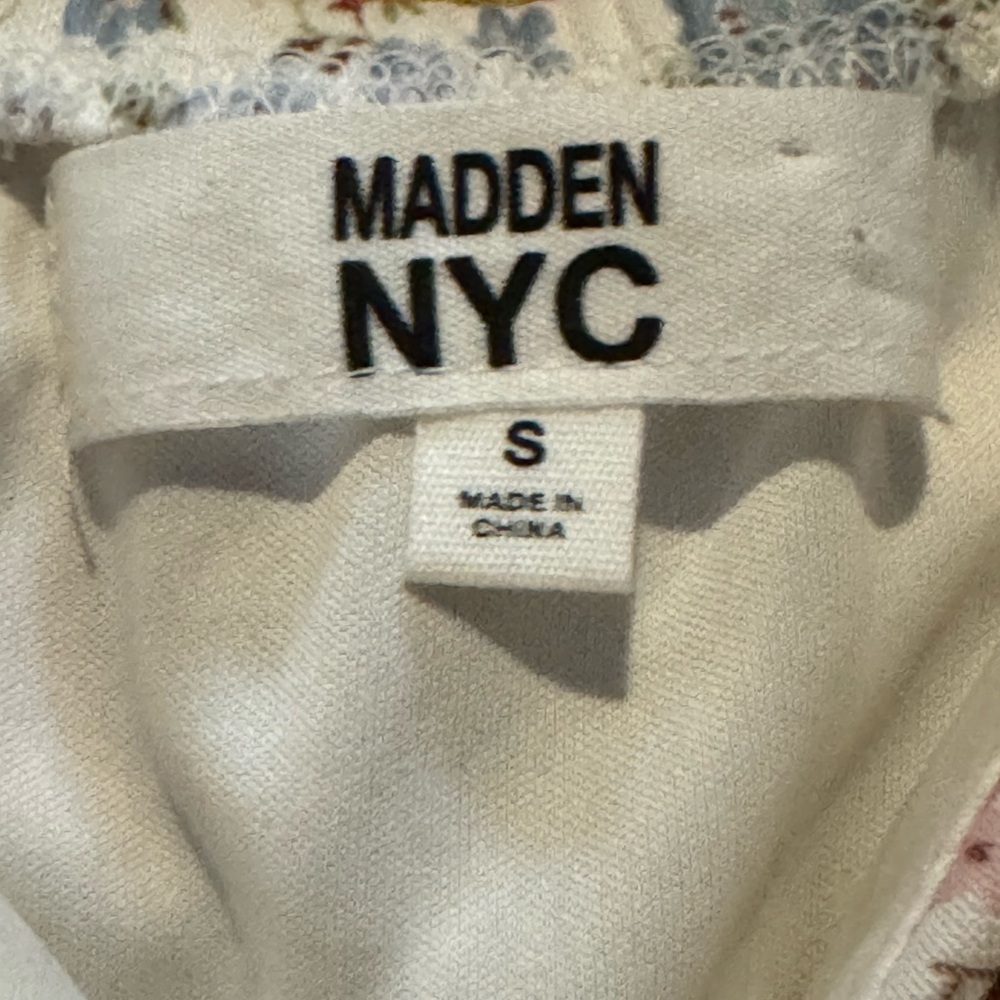 Madden NYC Ruched Mini Dress Floral Small EUC - Picture 8 of 8
